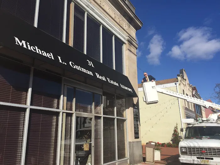 Michael L. Gutman, Esq., Attorney at Law 2