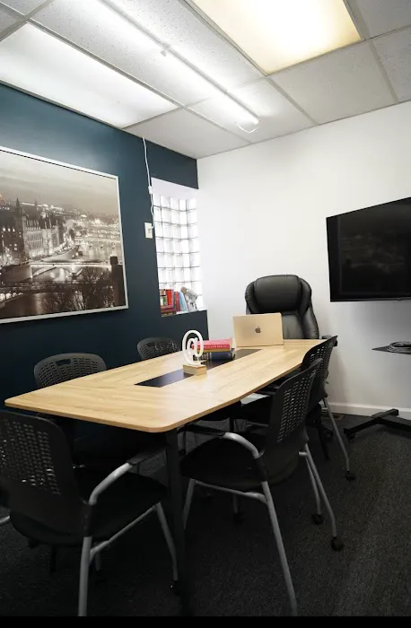 Latinos Solution Center 7