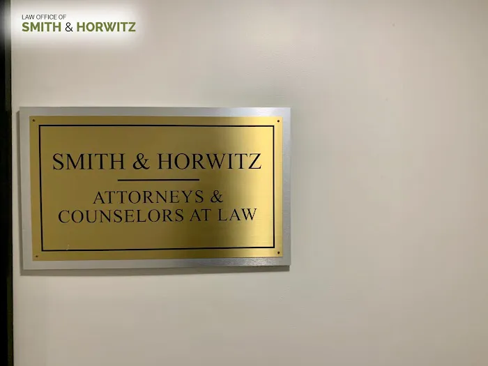 Law Office of Smith & Horwitz 4