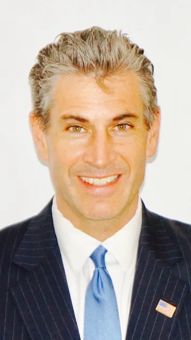 Eric Romanowski Esquire 4