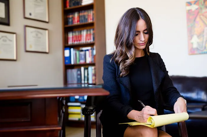 Thomas Petrelli, Jr., Family Law Attorney 1