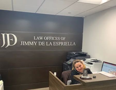 DLE Lawyers | Abogados De Accidentes Miami
