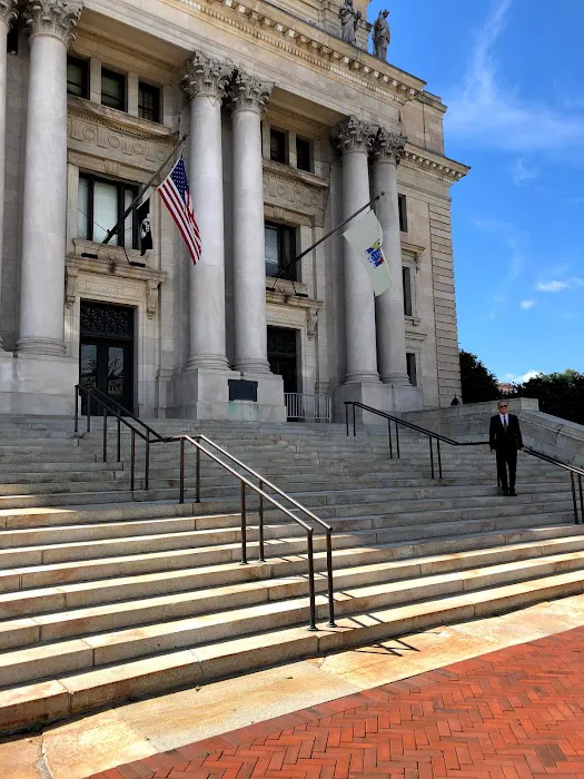 Raymond E Murphy Jr Law Office 2