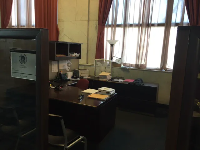Law Offices of Manuel Solis 7