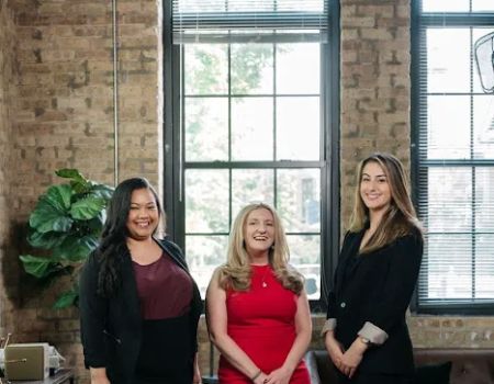 Law Office of Jennifer L. Bennett - Immigration Attorney in Chicago