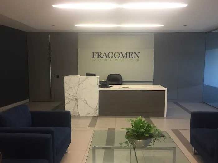 Fragomen 4