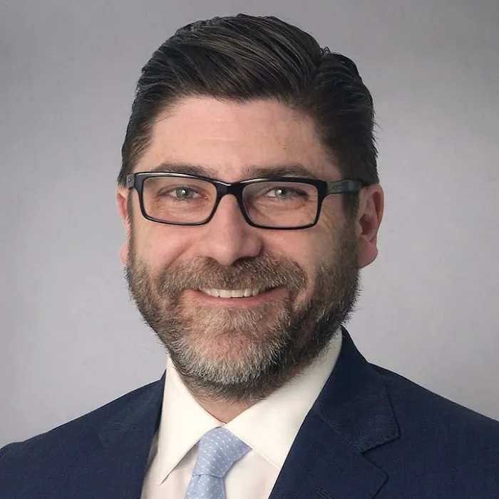 Foley & Lardner LLP: Michael C. Kasdin 1
