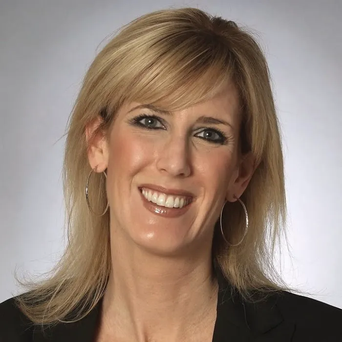 Foley & Lardner LLP: Monica R. Chmielewski 1