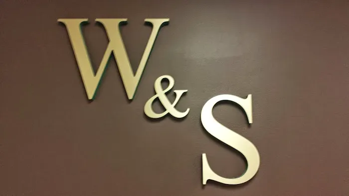 Wolfe & Stec, Ltd.: Family and Defense Lawyers 4