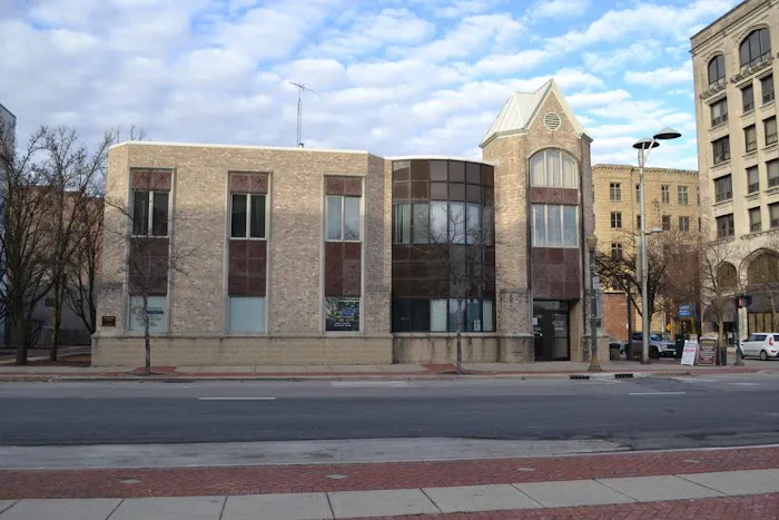 The Law Offices Of Edward R Jaquays 4