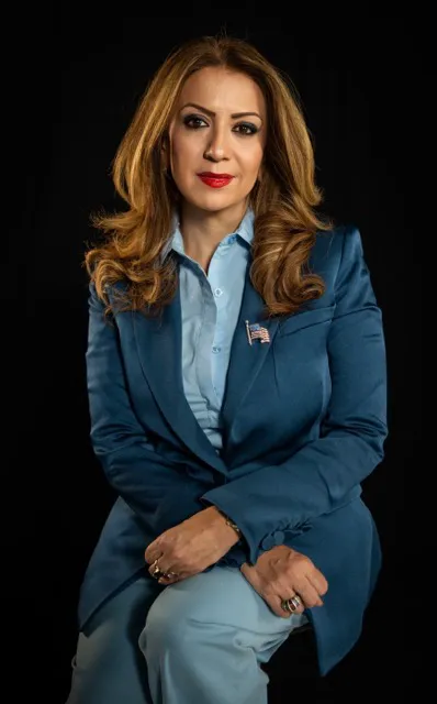 Liliana Jones - Abogada de Inmigración 1