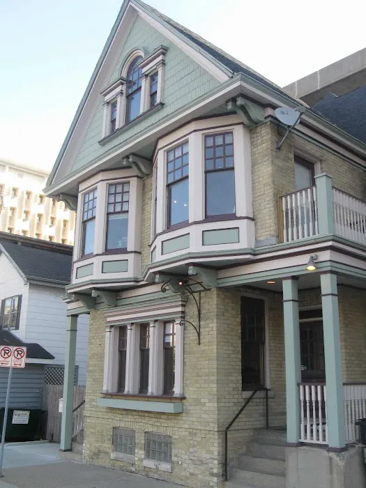 Hanson & Payne, LLC 1