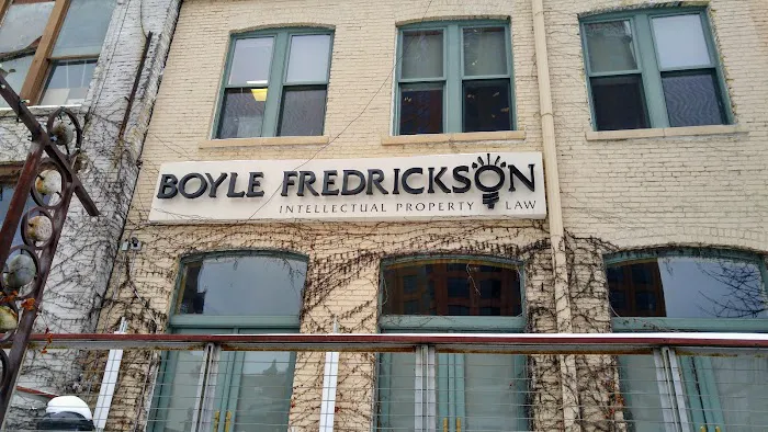 Boyle Fredrickson SC 5