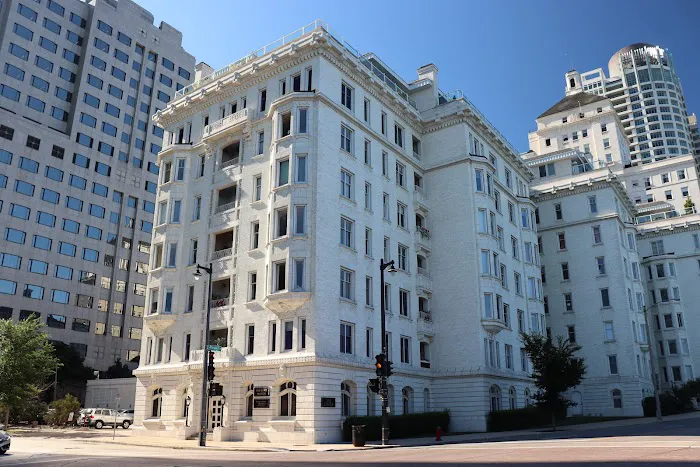 Peckerman, Klein & Van Kirk, LLP 3