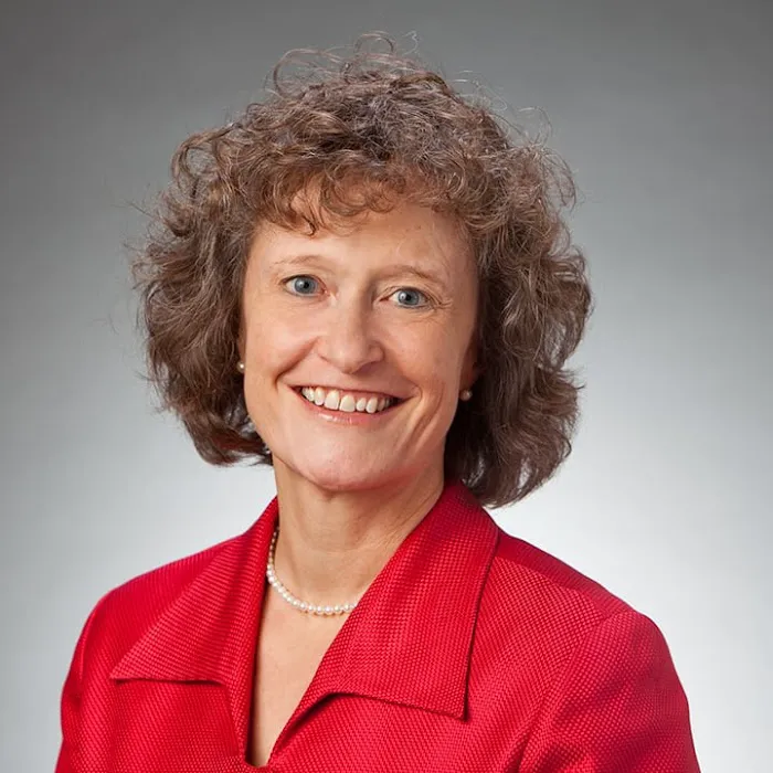 Foley & Lardner LLP: Linda E. Benfield 1