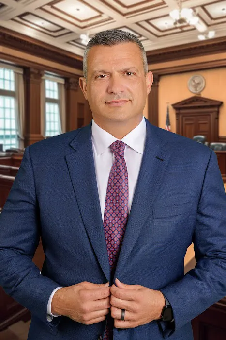 Grungo Law 10