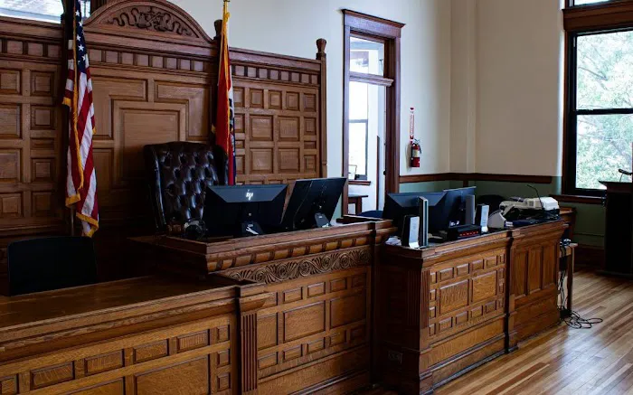 Law Office of Julie Fowler 6