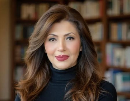 Neelofer Syed, Esq