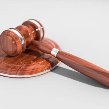 What to Do When Facing a Civil Lawsuit: Practical Steps, Real Stories, and Professional Guidance