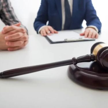 Defending Against Fraud Charges in Criminal Law: Strategies, Real Cases, and Expert Advice
