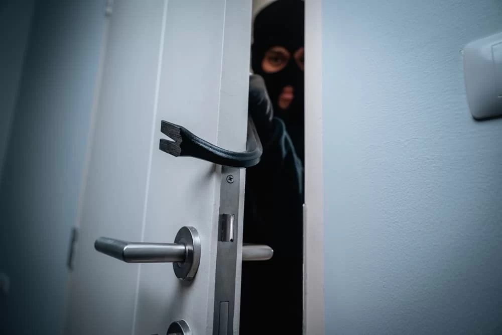 Criminal Defense Strategies for Individuals Facing Charges of Burglary