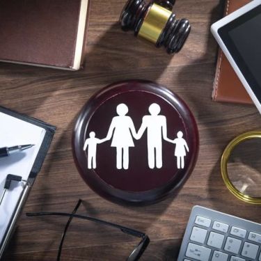 Find a Family Law Attorney Near Me: Expert Legal Help for Family Matters