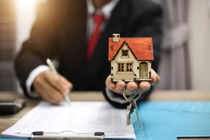 Find a Lawyer for Local Zoning Laws: Legal Guidance for Zoning Issues