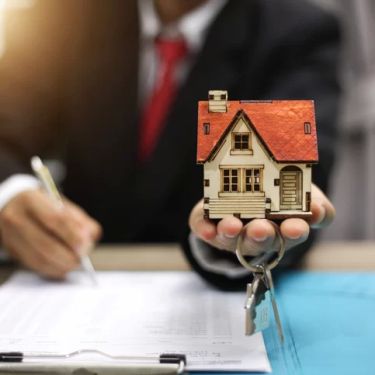 Find a Lawyer for Local Zoning Laws: Legal Guidance for Zoning Issues