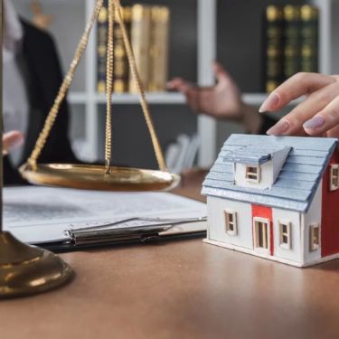 Find a Lawyer for Real Estate Foreclosures: Expert Guidance and Legal Help