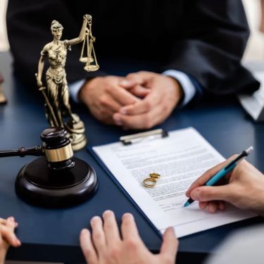 Top-Rated Attorneys for Family Disputes: Legal Experts You Can Trust