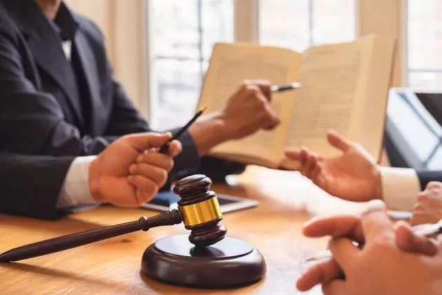 Top-Rated Civil Litigation Lawyers in the US: Expert Legal Services and Advice
