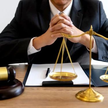 Top Employment Lawyers in the United States: Finding the Best Legal Help for Workplace Issues