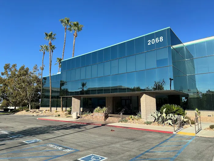 The Law Offices Of Edgar Lombera 3