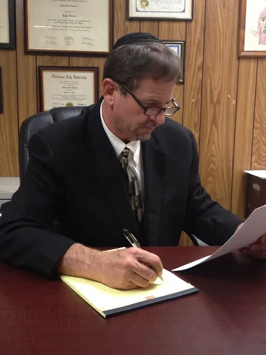 Robert Eliot Sisson P.L.L.C. Attorney at Law 3