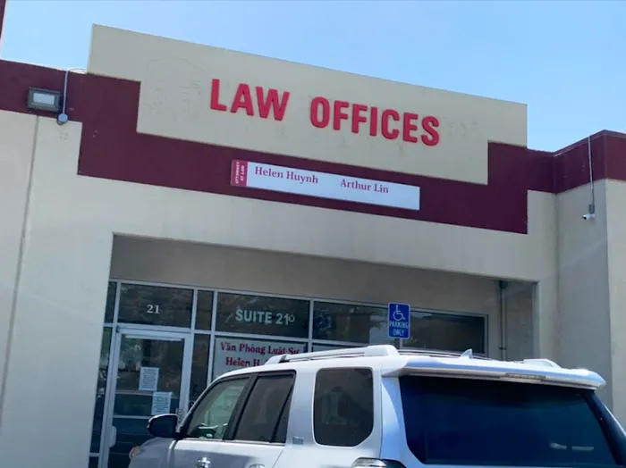 Law Office of Helen Huynh 4