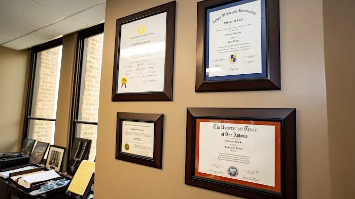 The Law Office of Guillermo Lara Jr. 4