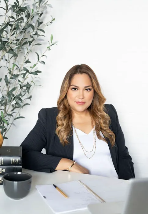 Clarissa Fernandez Pratt, Attorney at Law 6