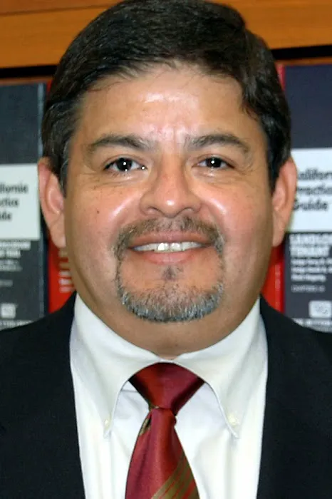 Law Offices of Hector Chinchilla 7