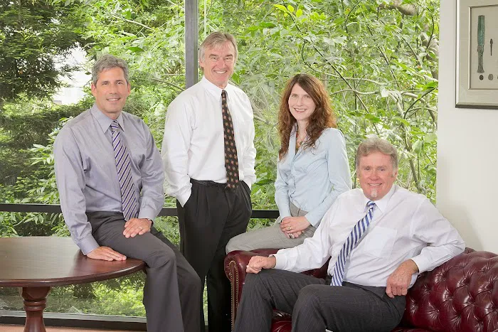 Walker, Hamilton & Kearns, LLP 4
