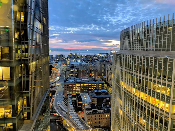 Munger, Tolles & Olson LLP 4