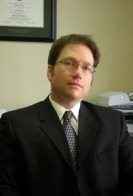 Hollingsworth Law Offices 1