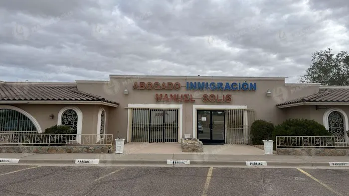 Abogados Manuel Solis 3