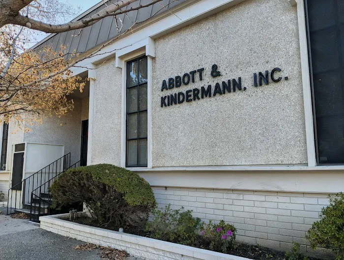 Abbott & Kindermann LLP 1