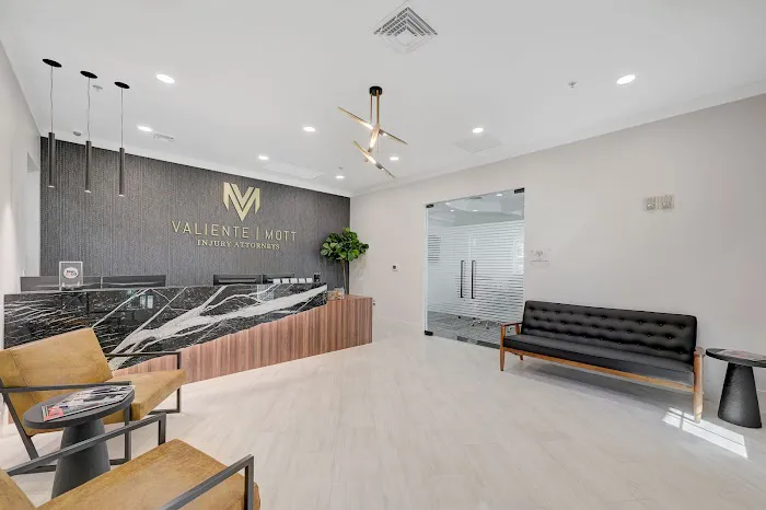 Valiente Mott Injury Attorneys - Las Vegas Office 7