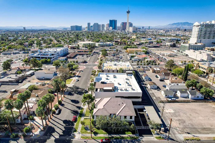 Valiente Mott Injury Attorneys - Las Vegas Office 4