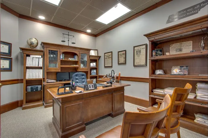 Jeff Roberts & Associates: Car Accident & Injury Lawyers - Nashville Office 7