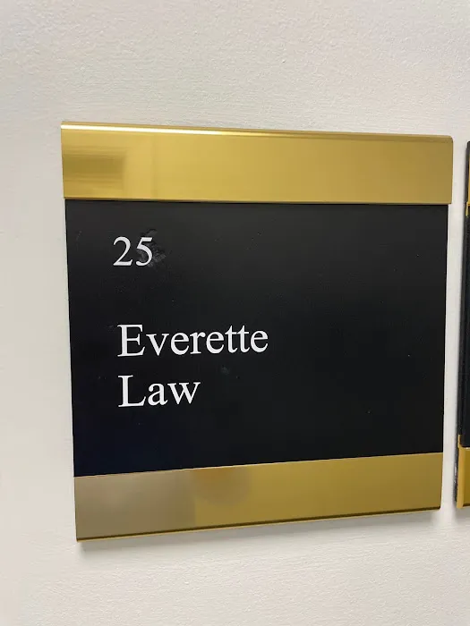 Everette M Katherine