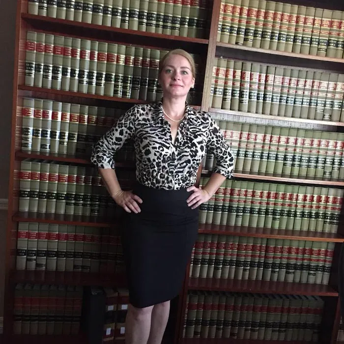 Law Office of Yohana Mantrana Abogado Federal Y Estatal En Defensa Penal 3