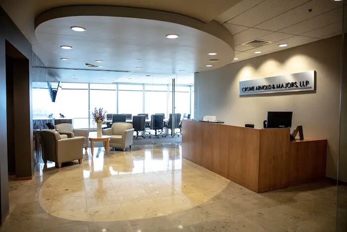 Crowe Arnold & Majors, LLP 8
