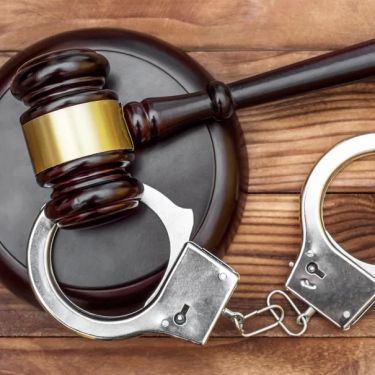 When to Seek a Lawyer for Criminal Cases: Key Moments to Get Legal Help
